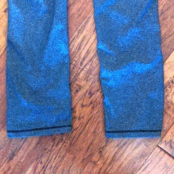 Gap Fit - Maternity Activewear Pants - Picture 5 of 6